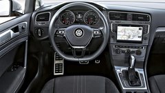 Vozili smo:  Višje, hitreje, dlje: Volkswagen Golf Variant GTD, Alltrack in Variant R