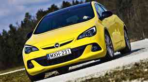Kratki test: Opel Astra GTC 1.6 Turbo (147 kW) Sport