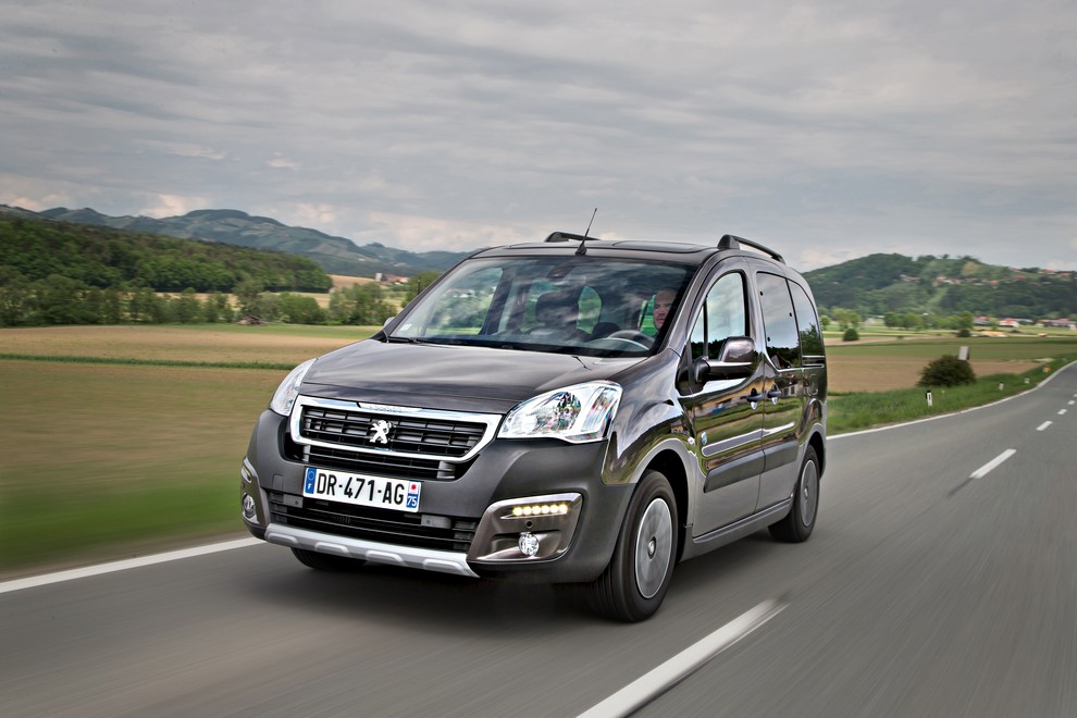 Vozili smo: Peugeot Partner Tepee: Uskladitev s sorodstvom