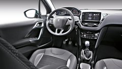 Kratki test: Peugeot 2008 1.6 BlueHDi 120 Allure