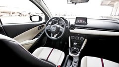 Test: Mazda2 G115 Revolution Top