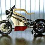 Električni motocikel z lesenim sedežem (foto: Expemotion)