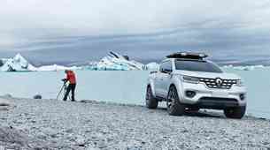 Renaultov "show truck" Alaskan - študija prihodnjega tonskega poltovornjaka