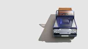 Land Rover Defender pedal car - igrača za slovo