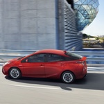 Novi Prius bolj gospodaren kot kdajkoli prej (foto: Toyota)