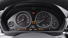 Primerjalni test: BMW 340i Sport Line in Mercedes-Benz C400 4MATIC Exclusive