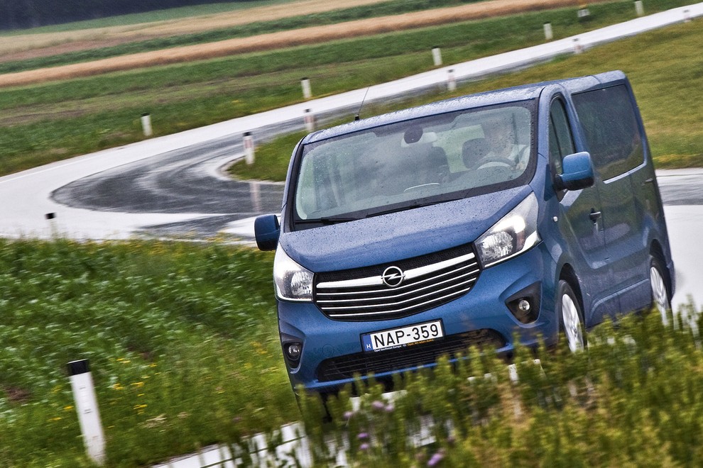 Kratki test: Opel Vivaro Kombi L1 H1 1.6 CDTi (103 kW)