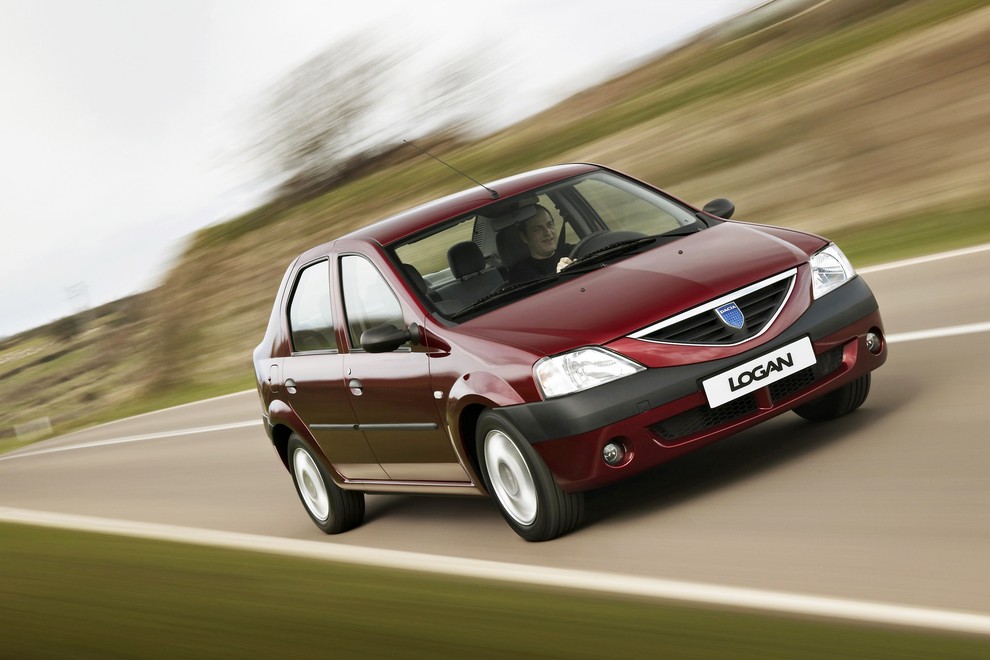 RABLJEN AVTO: Dacia Logan (2004‒2012): Tri četrt Renaulta