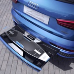 Audi Q3 z dodatkom za mestno mobilnost: "longboardom" (foto: Audi)