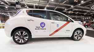 Madrid bo dobil največjo floto električni taksijev Nissan Leaf