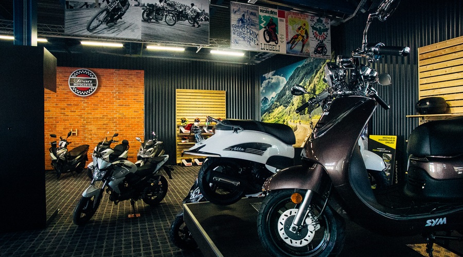 Špan odpira sodoben motocenter (foto: Špan)