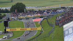Formula 1: Avstrija 2016: Žvižgi za napačnega dirkača