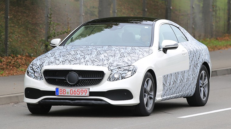 Razkrivamo: Mercedes-Benz razreda E Coupé (foto: Automedia)