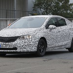 Razkrivamo: Limuzinska Opel Astra (foto: Automedia)