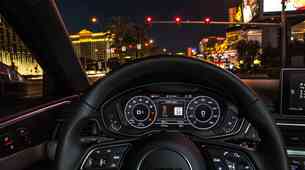 V Las Vegasu  se bodo Audiji A4 in Q7 pogovarjali s semaforji