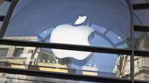 Apple na sodišču zaradi nenavadne tožbe glede patenta za zaklepanje funkcije FaceTime med vožnjo