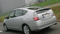 Rabljen avto: Toyota Prius (2003-2009). Je nakup rabljenega hibrida norost?