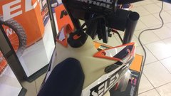 Jaka Seles razvil 'KTM vibrator' za suhi trening: »Nihče ne zdrži več kot minuto.«
