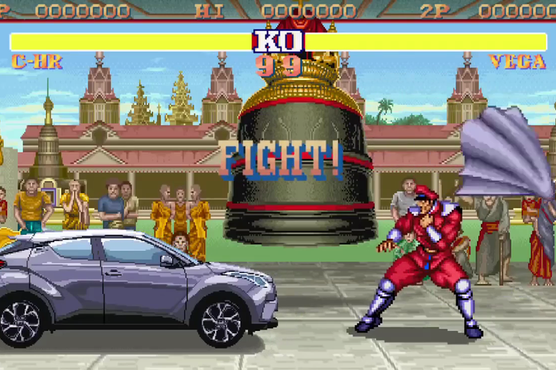 V japonskem oglasu se Toyota C-HR prestavi v legendarno igro Street Fighter II (foto: Toyota YouTube)