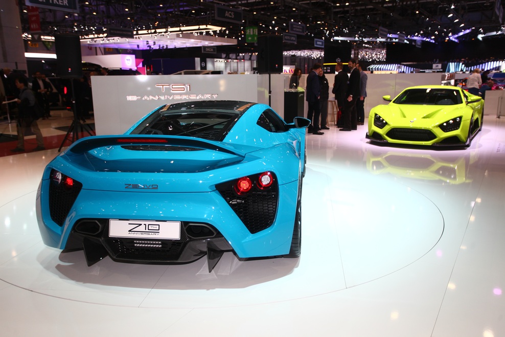 Zenvo TS1 GT 10th Anniversary je superšportnik, s katerim je danski proizvajalec Zenvo proslavil svojo desetletnico. Dvosedežnikov 5,8-litrski biturbo motor V8 razvija moč 1.163 'konjev', menjalnik prestavlja v milisekundah, največja hitrost pa presega 300 kilometrov na uro. Tudi njegova cena močno presega milijon evrov.