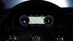 Brez dotika: vozili smo prenovljeni Volkswagen Golf