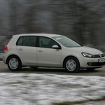 Rabljeni avtomobili: Volkswagen Golf VI (2008-2013), po možnosti srebrn, z dizelskim motorjem in petimi vrati (foto: Saša Kapetanović)