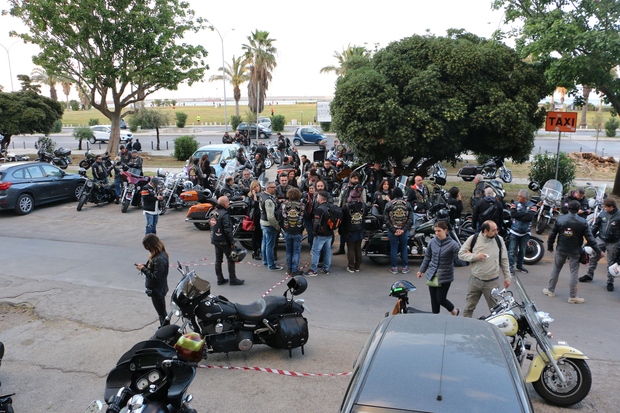 Foto: ko se v Palermu zberejo lastniki Harley-Davidsonov