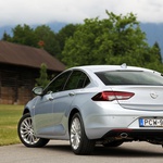 Novo v Sloveniji: Opel Insignia Grand Sport (foto: Opel)
