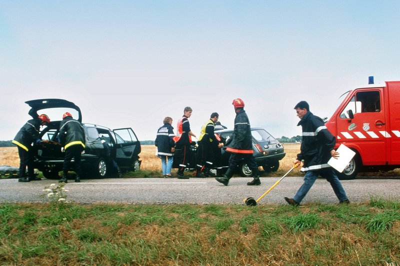 V Veliki Britaniji 29 smrtnih žrtev na milijon prebivalcev, v Sloveniji še enkrat več (foto: Renault)