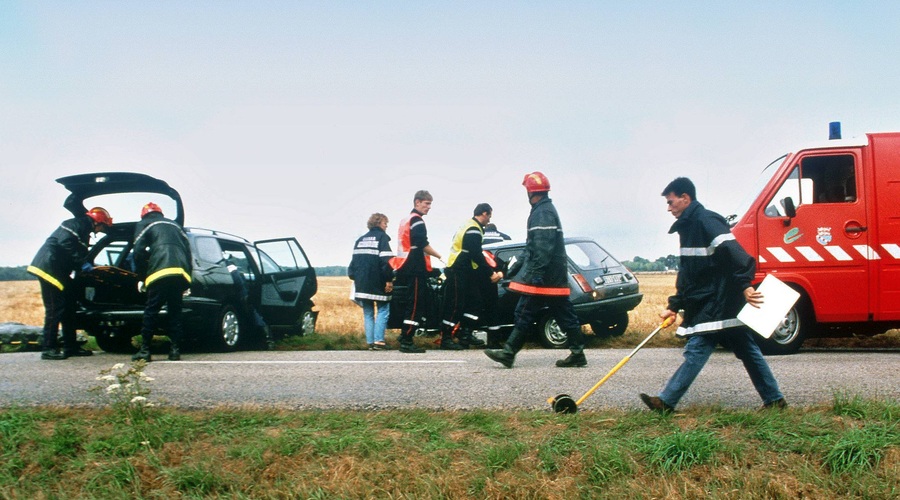 V Veliki Britaniji 29 smrtnih žrtev na milijon prebivalcev, v Sloveniji še enkrat več (foto: Renault)