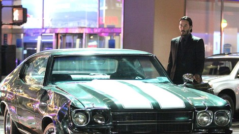 Keanu Reeves je v filmu John Wick 2 dokazal, da je najboljši voznik v šov biznisu