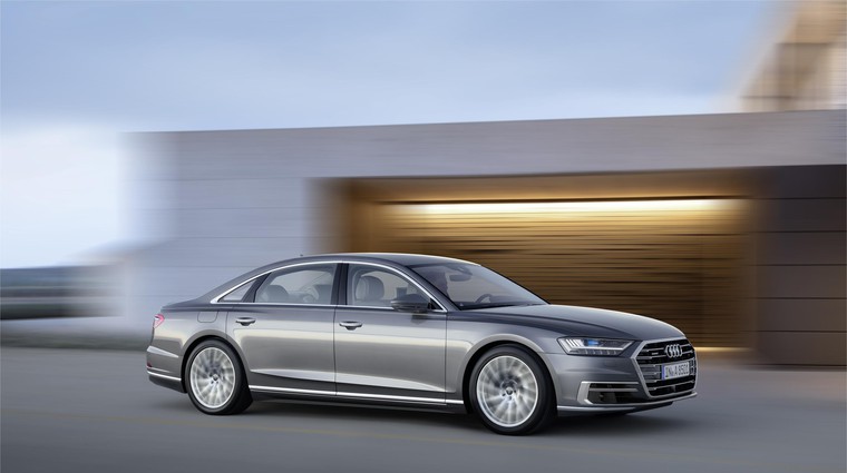Novi Audi A8 je bil razvit z mislijo na avtonomno vožnjo (foto: Audi)