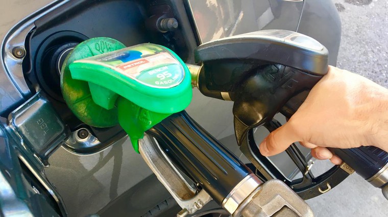 Kaj se zgodi, če v avtomobil natočimo napačno gorivo? (foto: Saša Kapetanović)