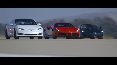 Kako je Tesla v največji tekmi pospeševanja prehitela Ferrarija, Porscheja in druge super avtomobile