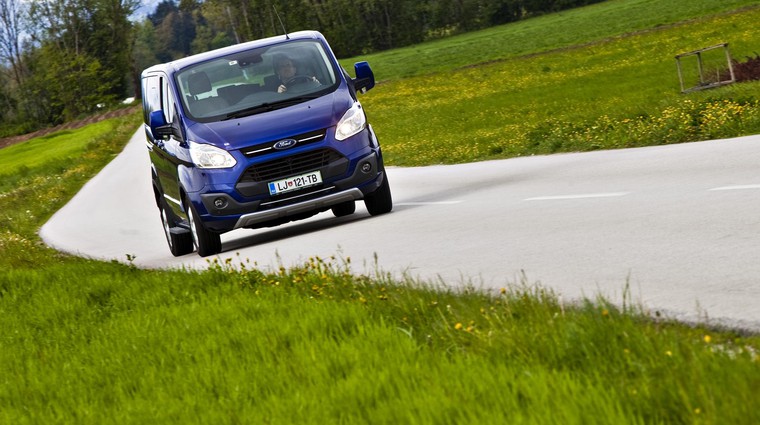 Kratki test: Ford Tourneo Custom 2.0 EcoBlue 170 KM Limited (foto: Saša Kapetanovič)