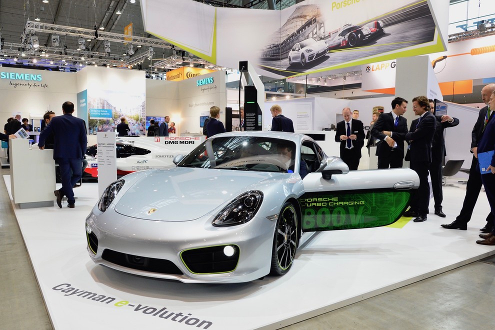 Porsche Cayman e-volution kot znanilec Porschejeve električne prihodnosti