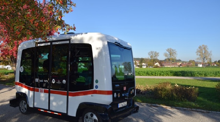 V Nemčiji na ceste zapeljal prvi avtonomni avtobus (foto: TÜV Süd)