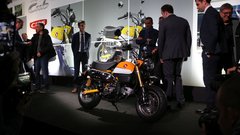 Honda 2018: poleg novega Gold Winga še CB1000R in Africa Twin Adventure Sports