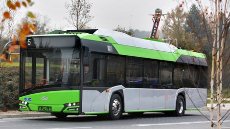 Električni avtobus na testu v Ljubljani