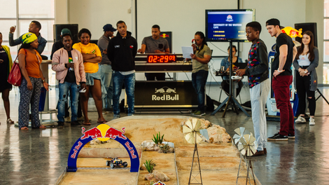 V Ljubljani in Mariboru: zmagovalec izziva Red Bull Desert Wings University Challenge gre na Dakar
