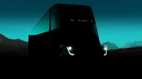 Znane so cene za električni tovornjak Tesla Semi