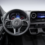 Mercedes Benz nadaljuje s (postopnim) predstavljanjem Sprinterja (foto: Daimler)