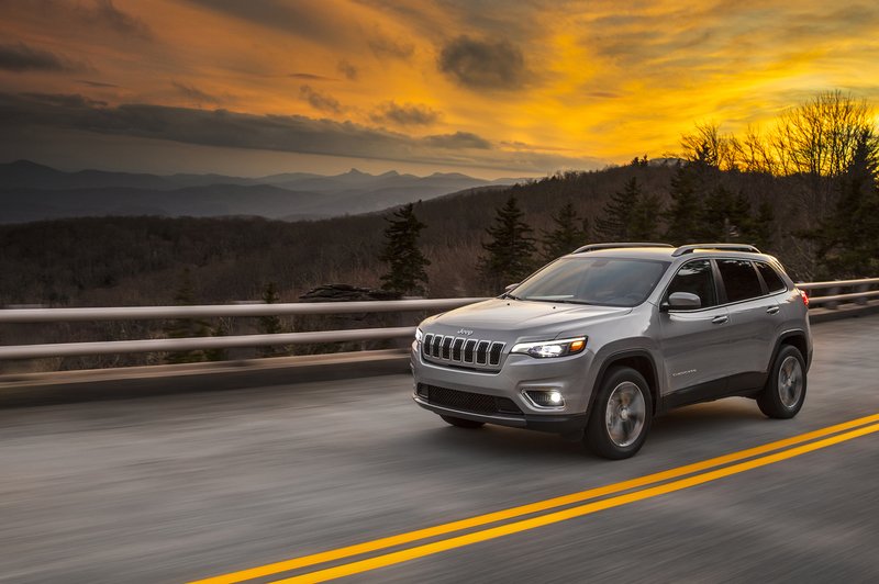 Jeep predstavlja novega Cherokeeja za leto 2019 (foto: FCA)