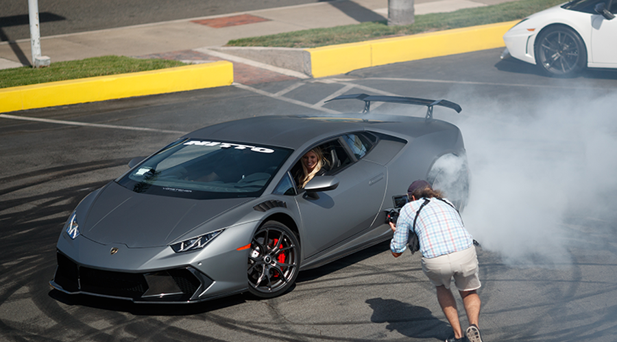 Video: kdo je spretna blondinka za volanom Lamborghini Huracana? (foto: Hübinette Stunts)