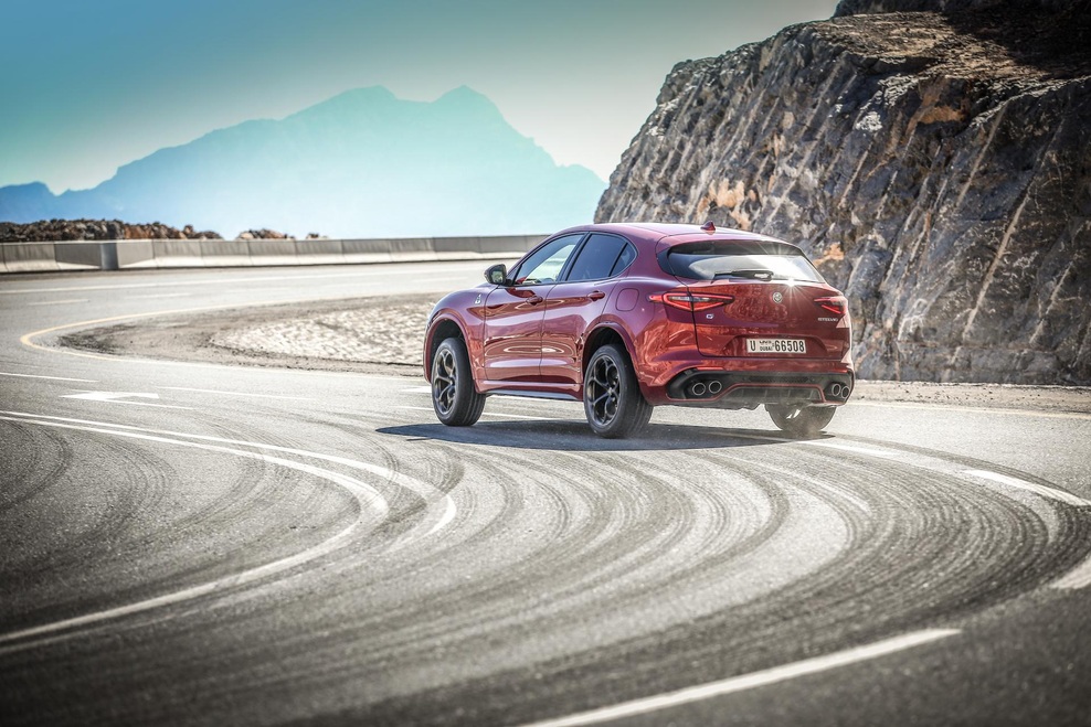 Izšel je novi Avto magazin! Testi: Ford Ka+, Volvo XC60 T8, Škoda Karoq