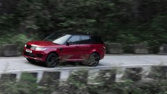 Nora vožnja Range Roverja Sport P400e k Nebeškim vratom (video)