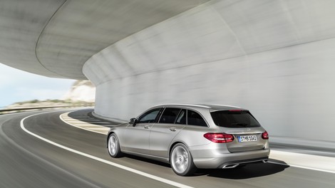 Mercedes razreda C se v novo modelno leto pelje osvežen
