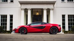 McLaren praznuje valentinovo s posebno izdajo modela 570S Spider