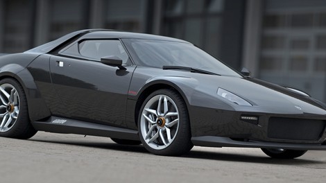 Novi Stratos vaš za pol milijona evrov in enega Ferrarija