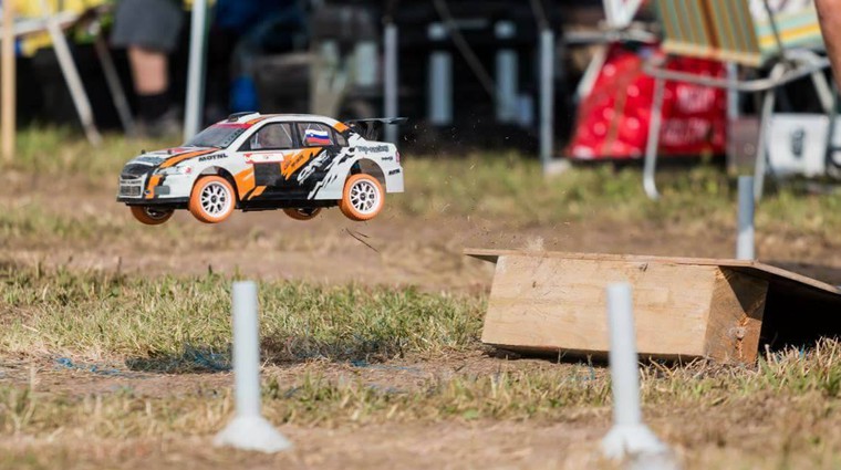 V Vipavski dolini bodo 'zagrmeli' miniaturni reli dirkalniki (foto: RC Rally Vipavska dolina)